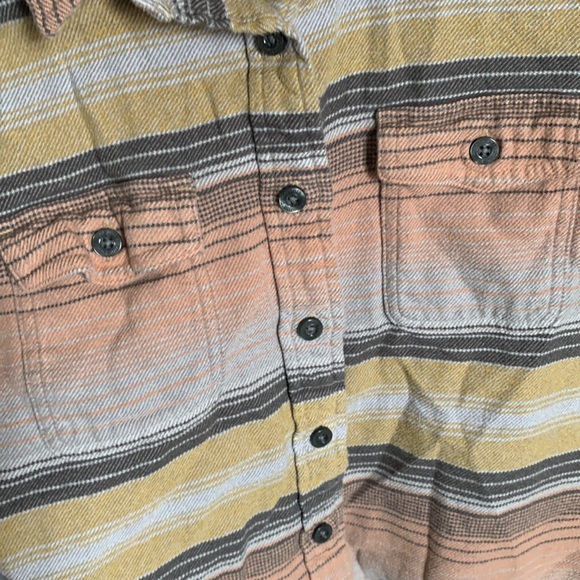 Patagonia button shirt - Picture 3 of 5